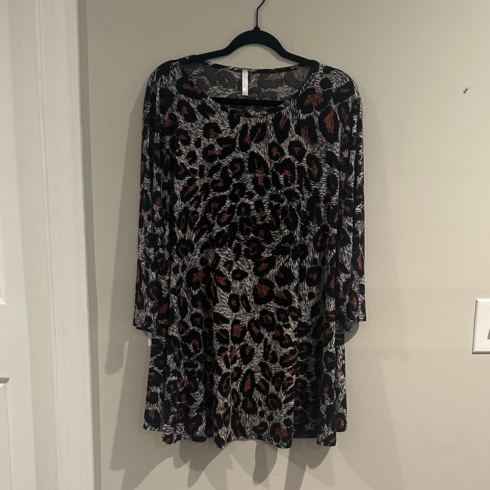 Stylish Animal Print Tunic Top